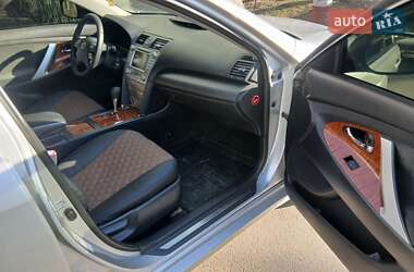 Седан Toyota Camry 2008 в Дніпрі