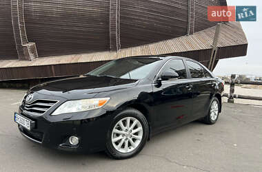 Toyota Camry 2011