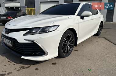 Седан Toyota Camry 2021 в Киеве