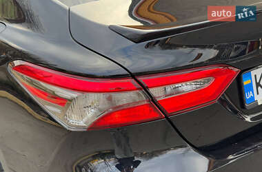 Седан Toyota Camry 2017 в 