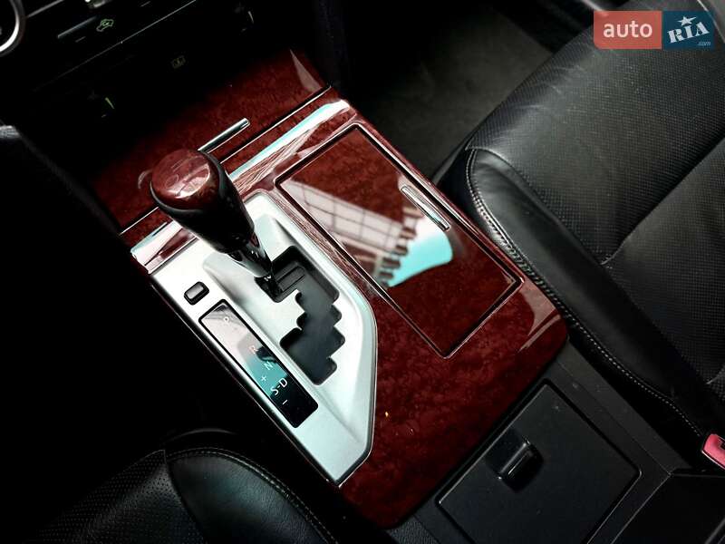 Седан Toyota Camry 2012 в Львове