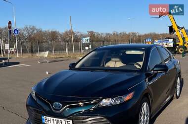 Седан Toyota Camry 2020 в Одессе