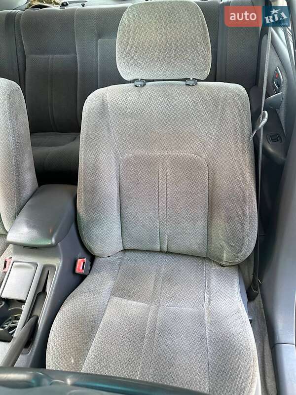 Седан Toyota Camry 2000 в Одессе