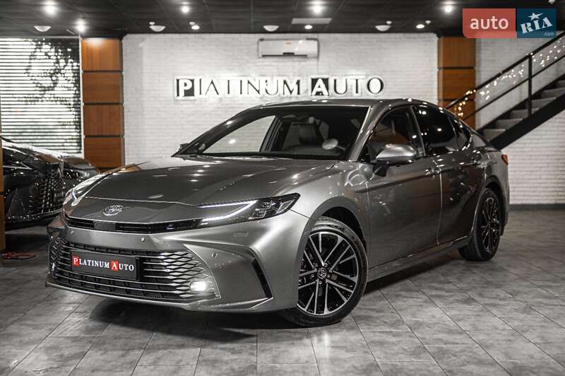 Toyota Camry 2024