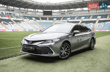 Седан Toyota Camry 2023 в Одесі