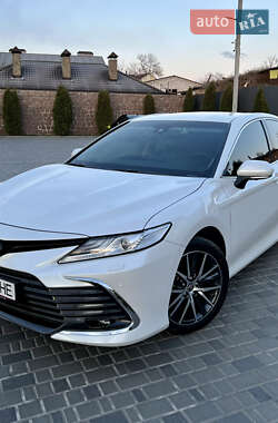 Седан Toyota Camry 2023 в Кропивницькому