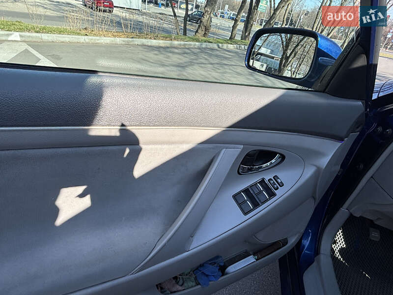 Седан Toyota Camry 2007 в Черкасах