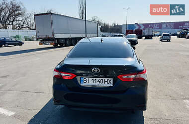 Седан Toyota Camry 2019 в 