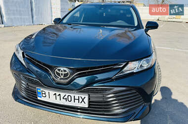Седан Toyota Camry 2019 в 