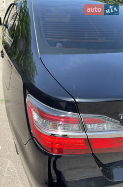 Седан Toyota Camry 2016 в 