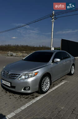 Седан Toyota Camry 2008 в Львове