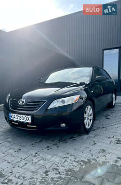 Седан Toyota Camry 2007 в Крюковщине