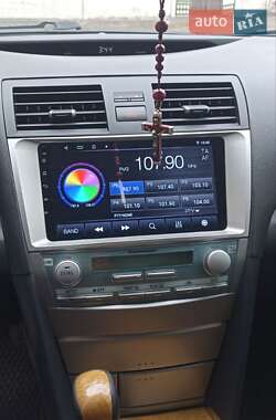 Седан Toyota Camry 2006 в 