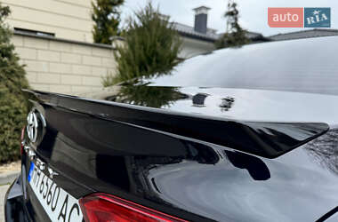 Седан Toyota Camry 2017 в 