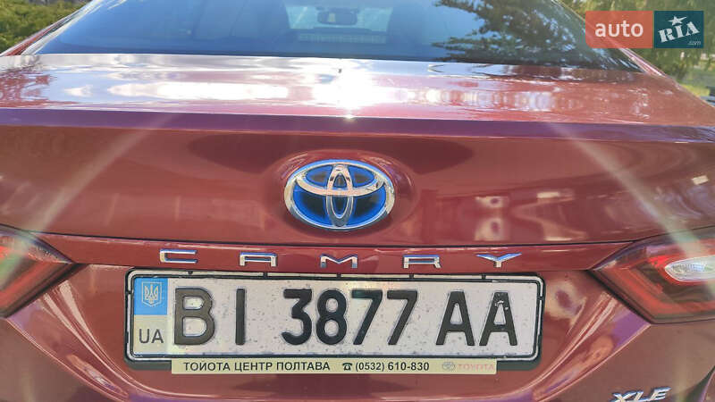 Седан Toyota Camry 2020 в Полтаве
