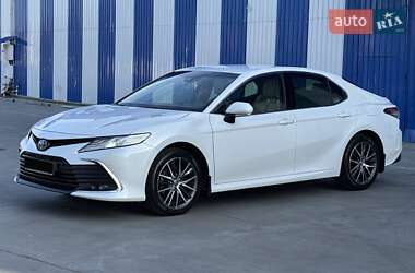 Седан Toyota Camry 2021 в Одессе