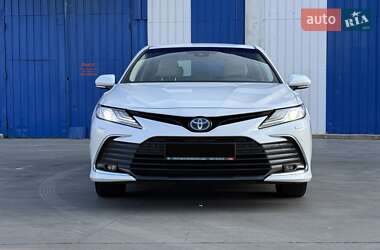 Седан Toyota Camry 2021 в 