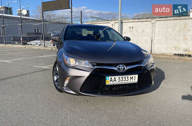 Седан Toyota Camry 2017 в 