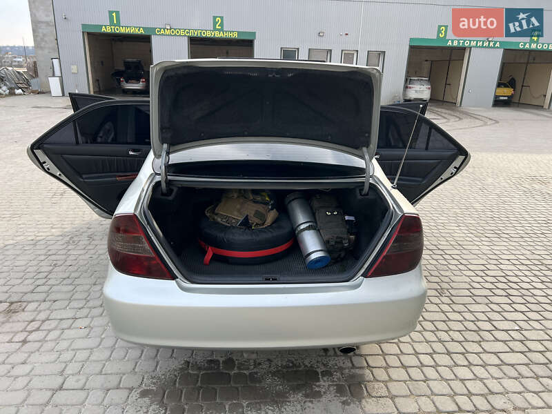 Седан Toyota Camry 2002 в Чорткові