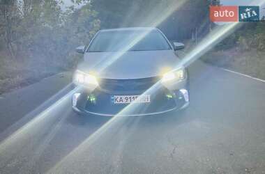 Седан Toyota Camry 2014 в 
