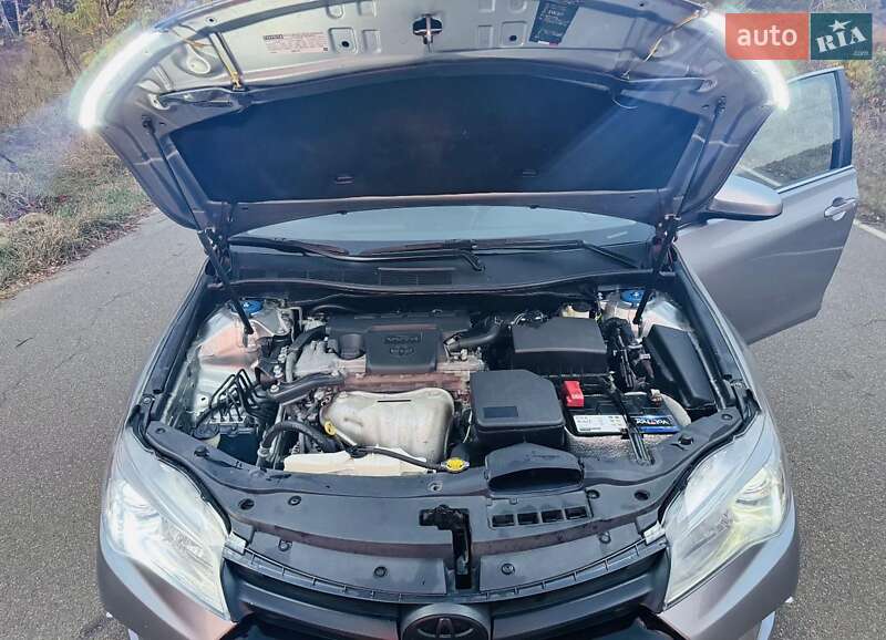 Седан Toyota Camry 2014 в Києві