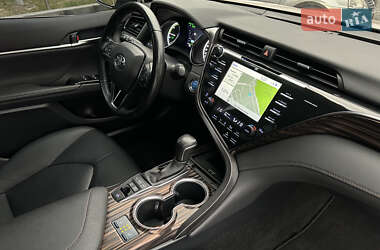 Седан Toyota Camry 2020 в 