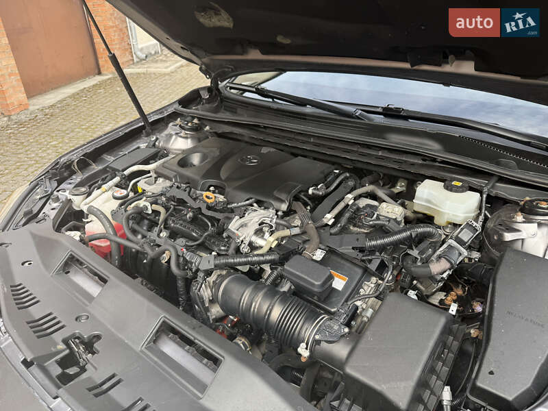 Седан Toyota Camry 2018 в Вінниці