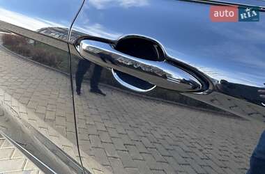 Седан Toyota Camry 2023 в Киеве