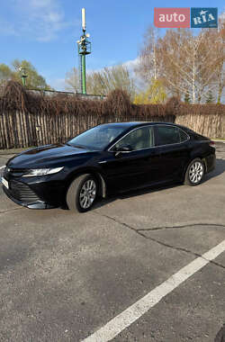 Седан Toyota Camry 2019 в Дніпрі