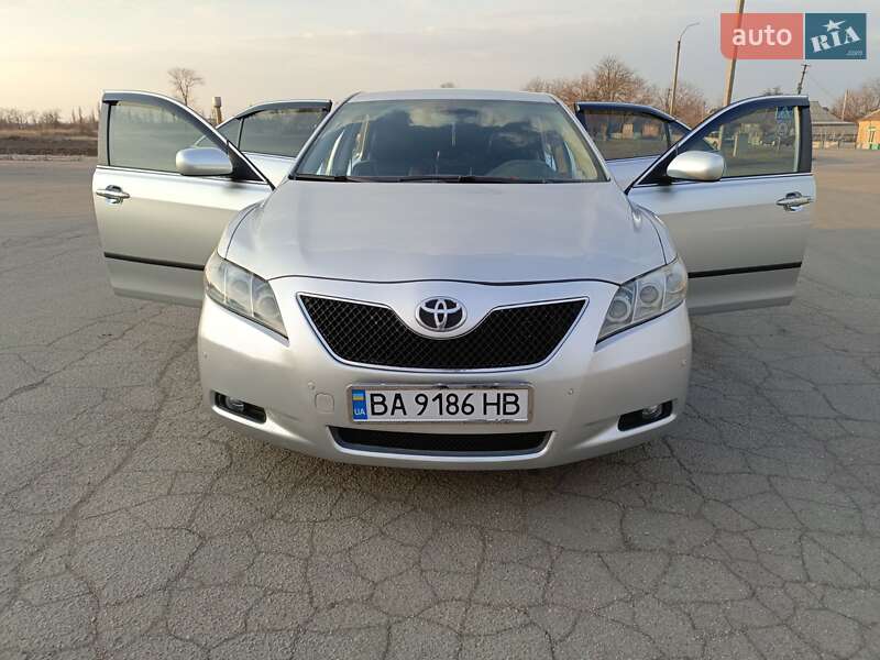 Седан Toyota Camry 2007 в Малій Висці