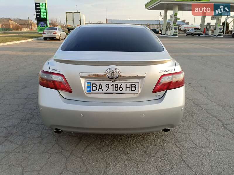 Седан Toyota Camry 2007 в Малій Висці