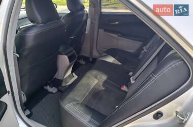 Седан Toyota Camry 2012 в 