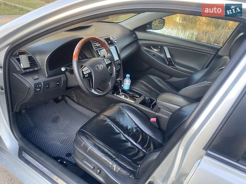Седан Toyota Camry 2007 в Львові