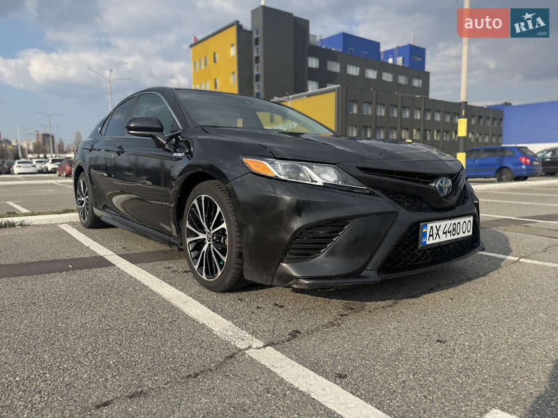Toyota Camry 2020