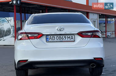Седан Toyota Camry 2024 в Вінниці
