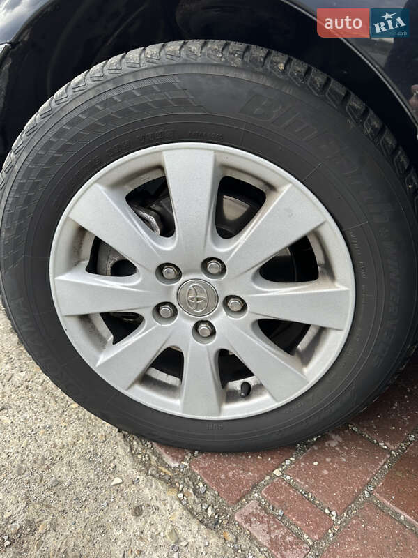 Седан Toyota Camry 2007 в Хырове