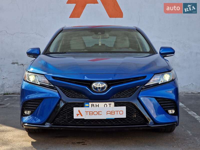 Седан Toyota Camry 2019 в Одесі