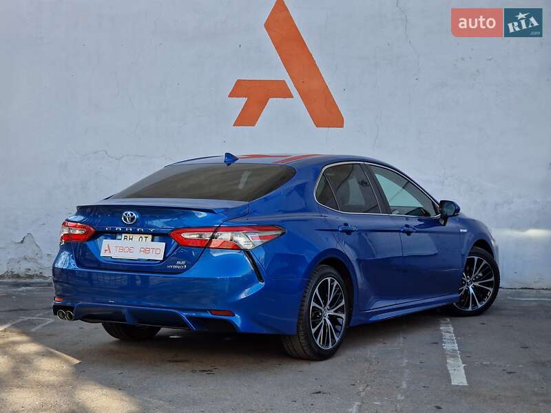 Седан Toyota Camry 2019 в Одесі