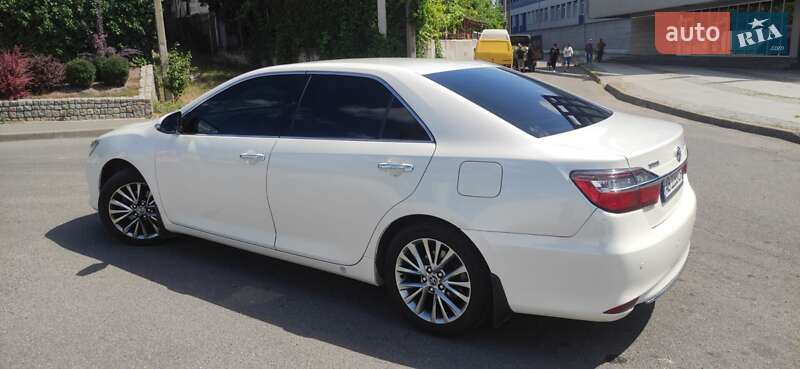 Седан Toyota Camry 2017 в Вінниці