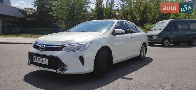 Седан Toyota Camry 2017 в Вінниці