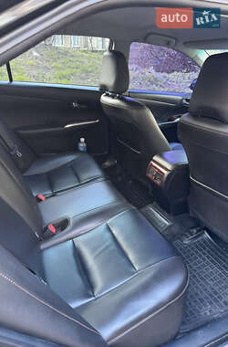 Седан Toyota Camry 2013 в 