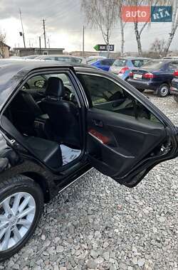 Седан Toyota Camry 2013 в 