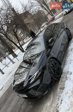 Седан Toyota Camry 2024 в Киеве