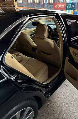 Седан Toyota Camry 2015 в 