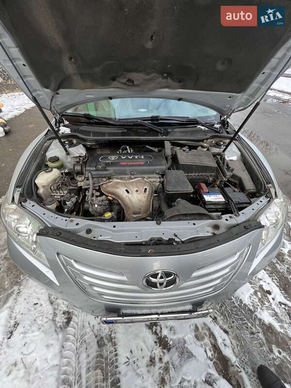 Седан Toyota Camry 2008 в Полтаве