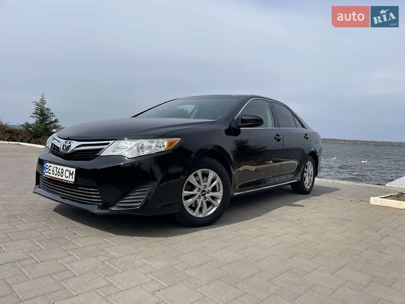 Toyota Camry 2012