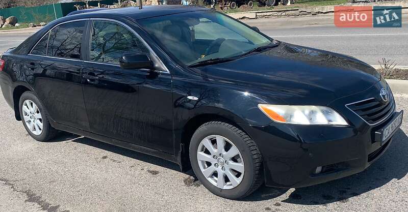 Седан Toyota Camry 2007 в Умані