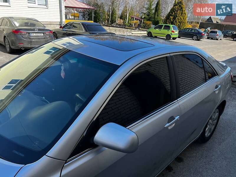 Седан Toyota Camry 2008 в Светловодске