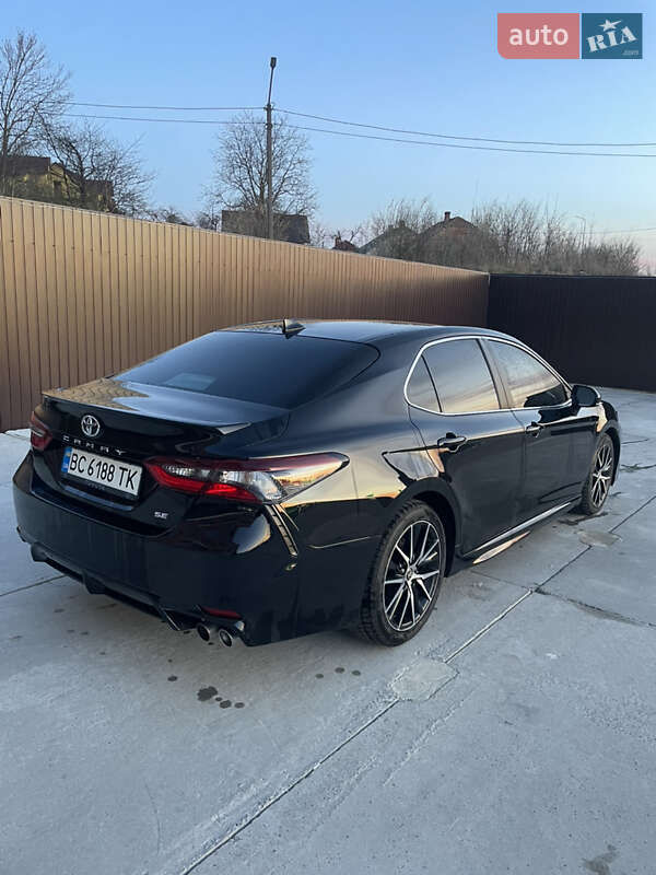 Седан Toyota Camry 2020 в Жидачове