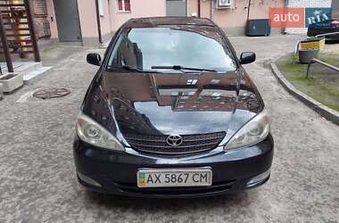 Седан Toyota Camry 2003 в 